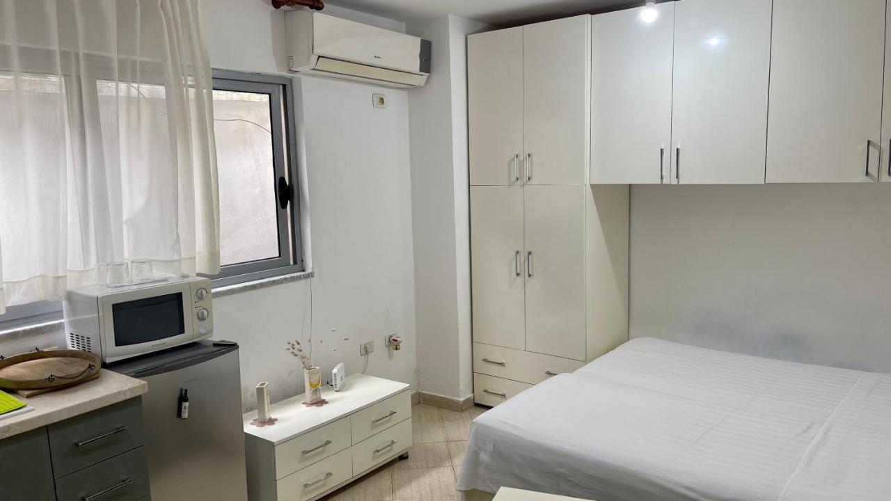 Brilant Studio Apartment City Center Tirana Kültér fotó